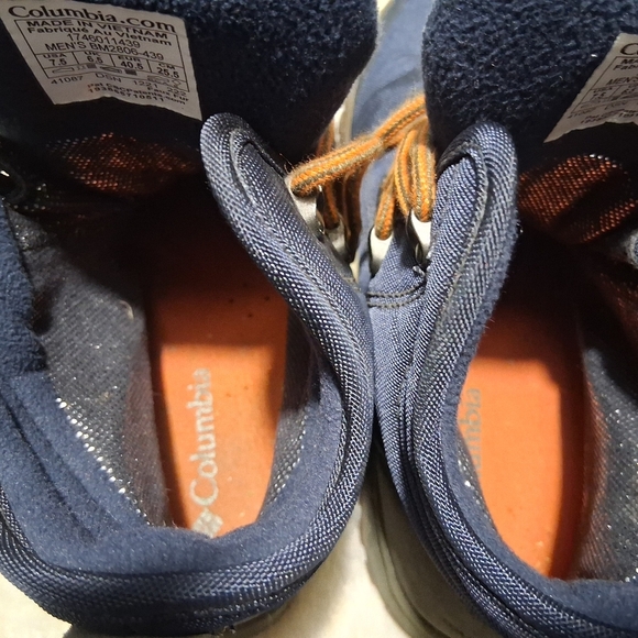 Columbia Men's Navy and Brown Boots Omni Heat Waterproof - Picture 5 of 8